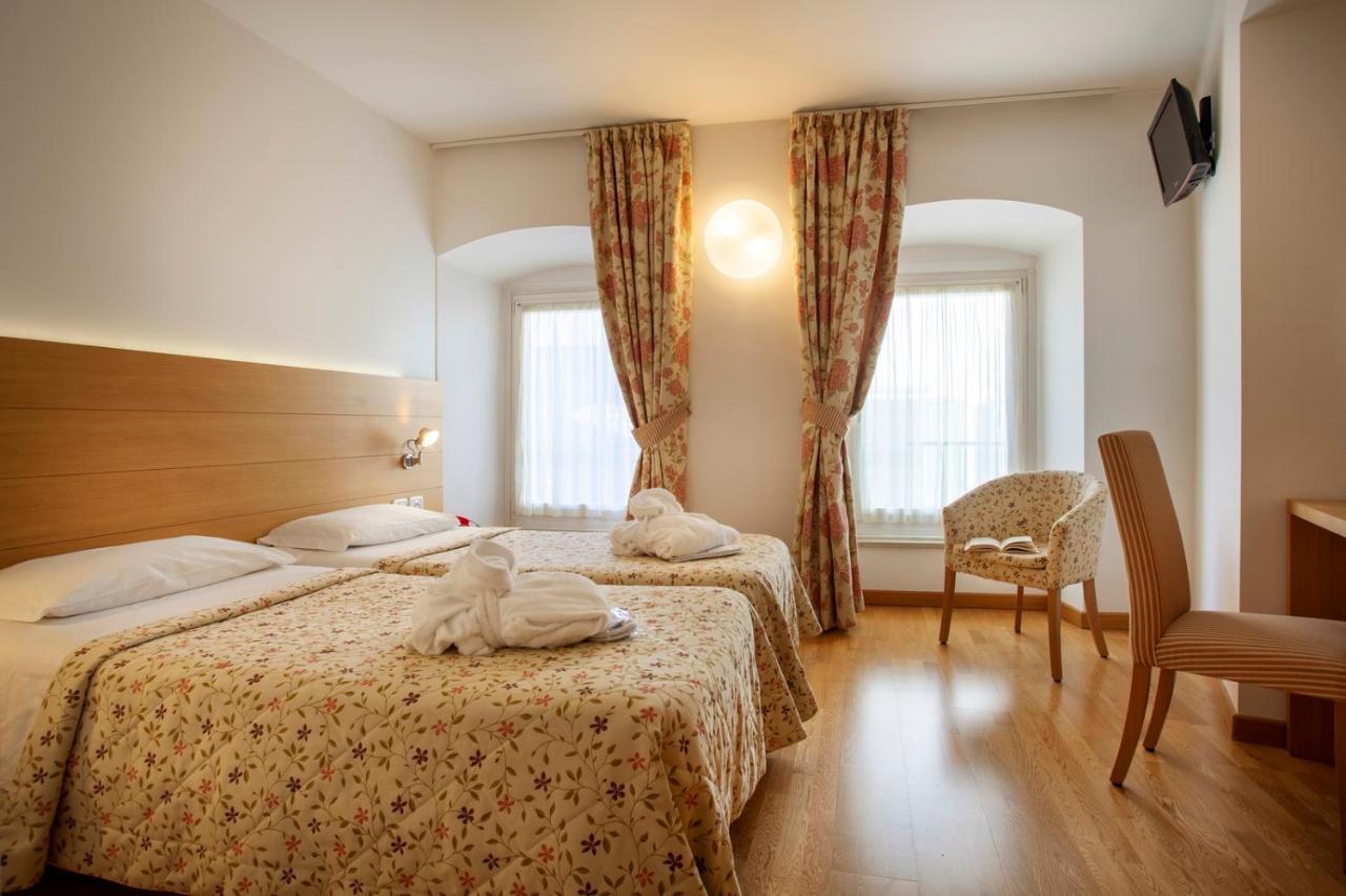Hotel Romanda Levico Terme Exteriér fotografie